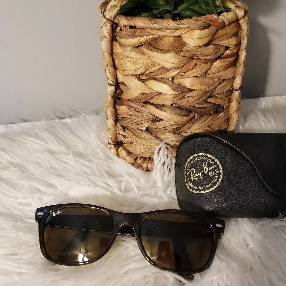 🕶RAY-BAN WAYFARER SUNGLASSES - Picture 2 of 8